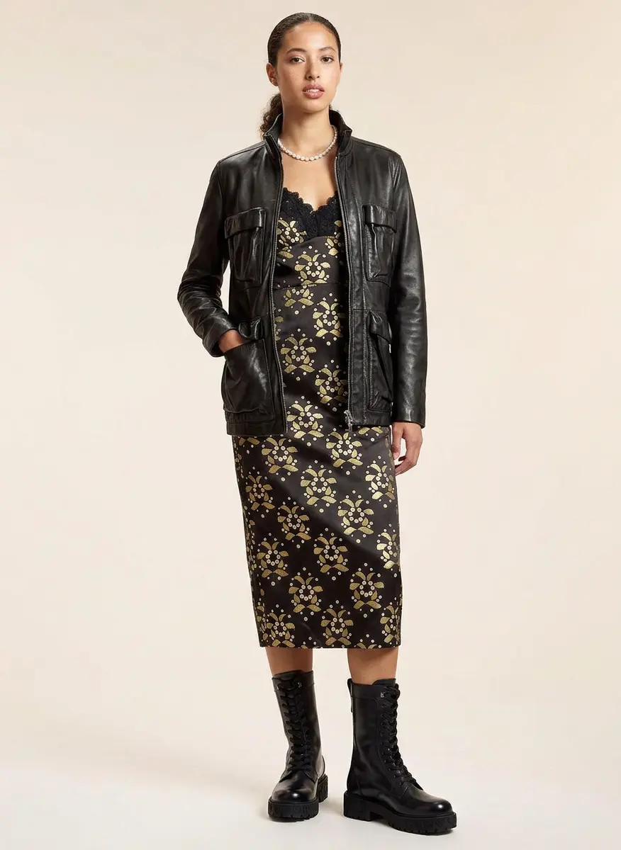 Edgy Grunge Contrast