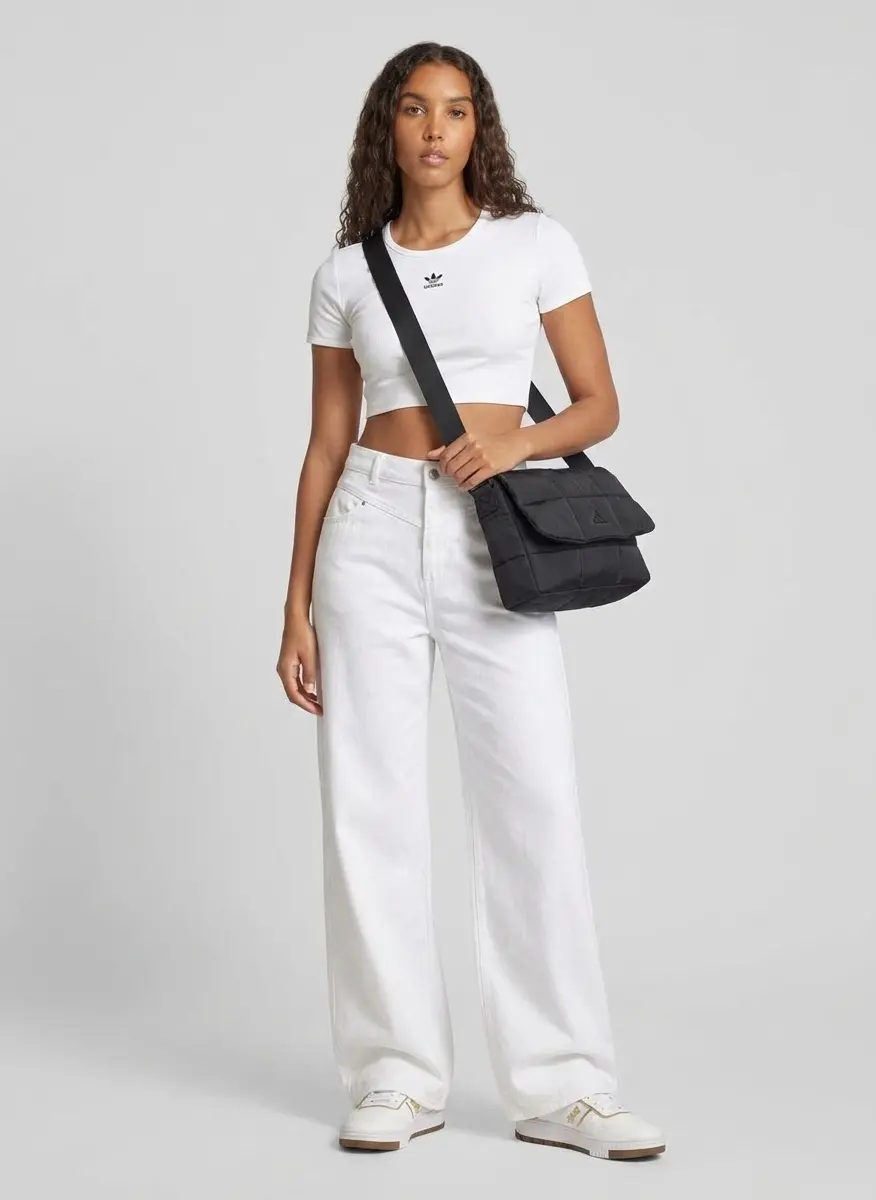 Monochrome Minimalist