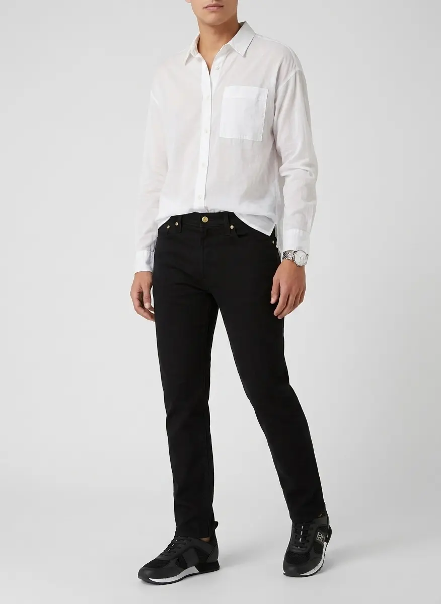 Minimalist Monochrome Chic