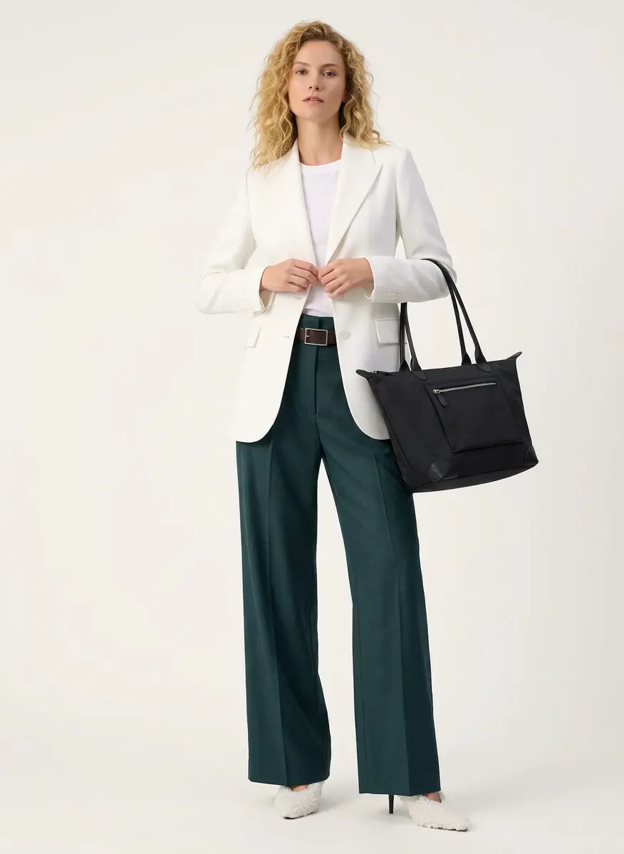 Urban Avant-Garde Professional