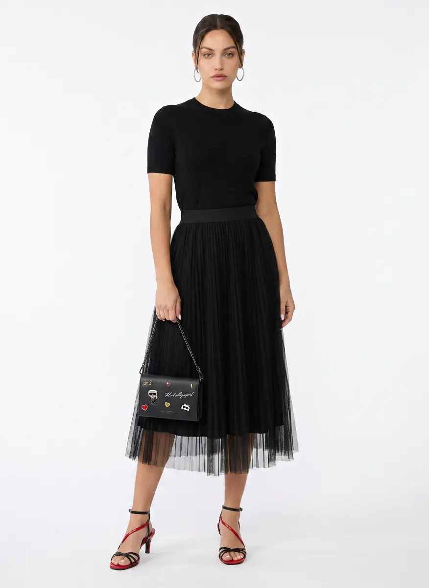 Modern Femme Professional