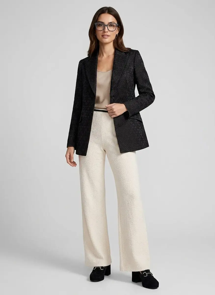 Chic Professional Monotone