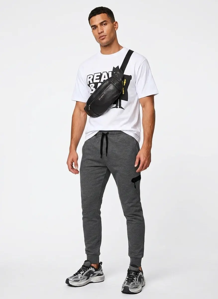 Relaxed Utility Street
