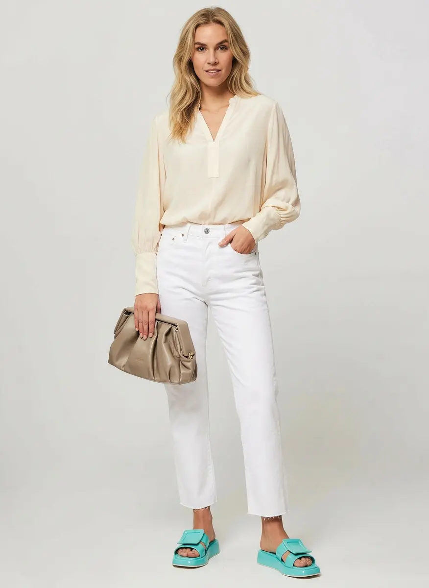 Modern Minimalist Contrast