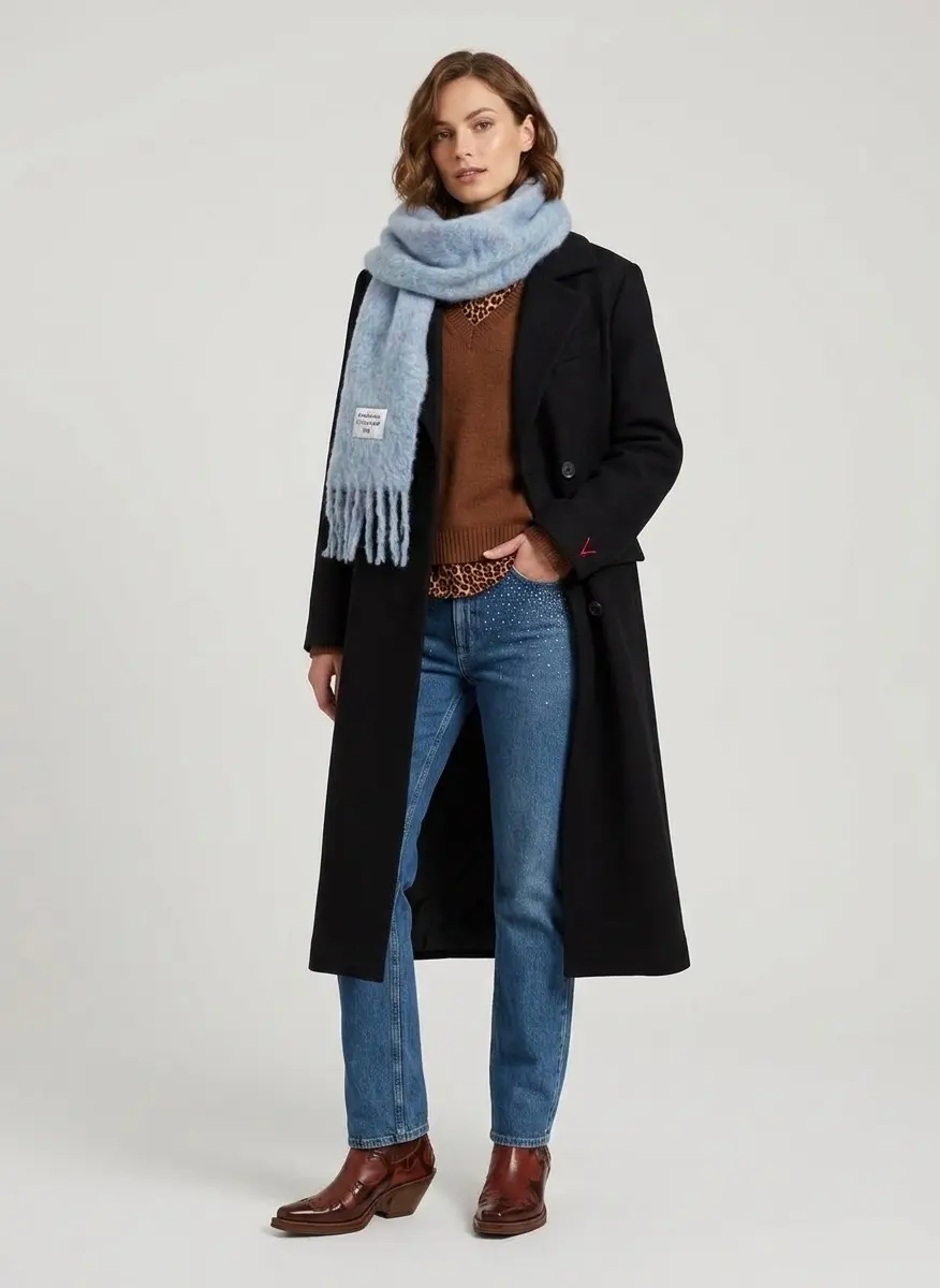 Minimalist Warmth & Texture