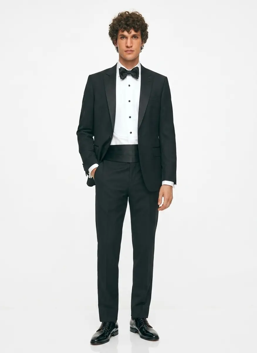 Luxury Traditional Black-Tie