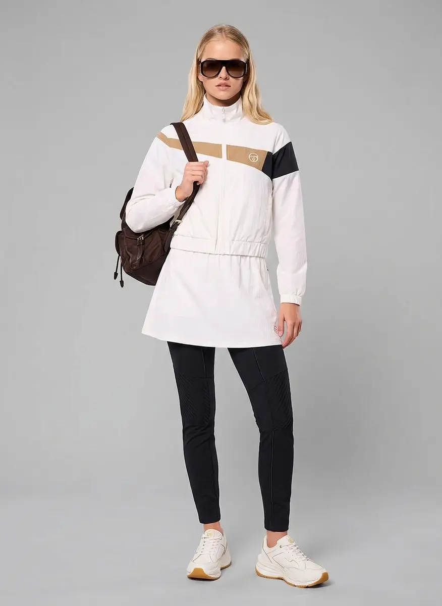 Resort Loungewear Professional