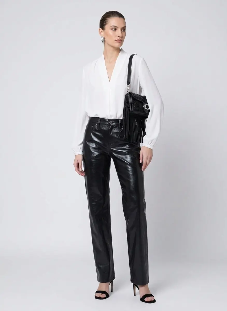 Chic Urban Nocturne