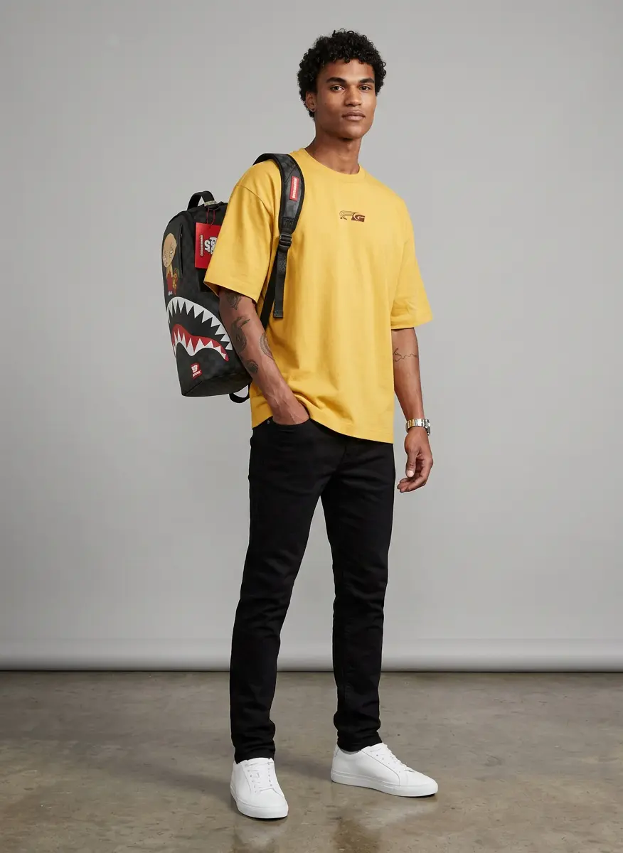 Graphic Contrast Casual