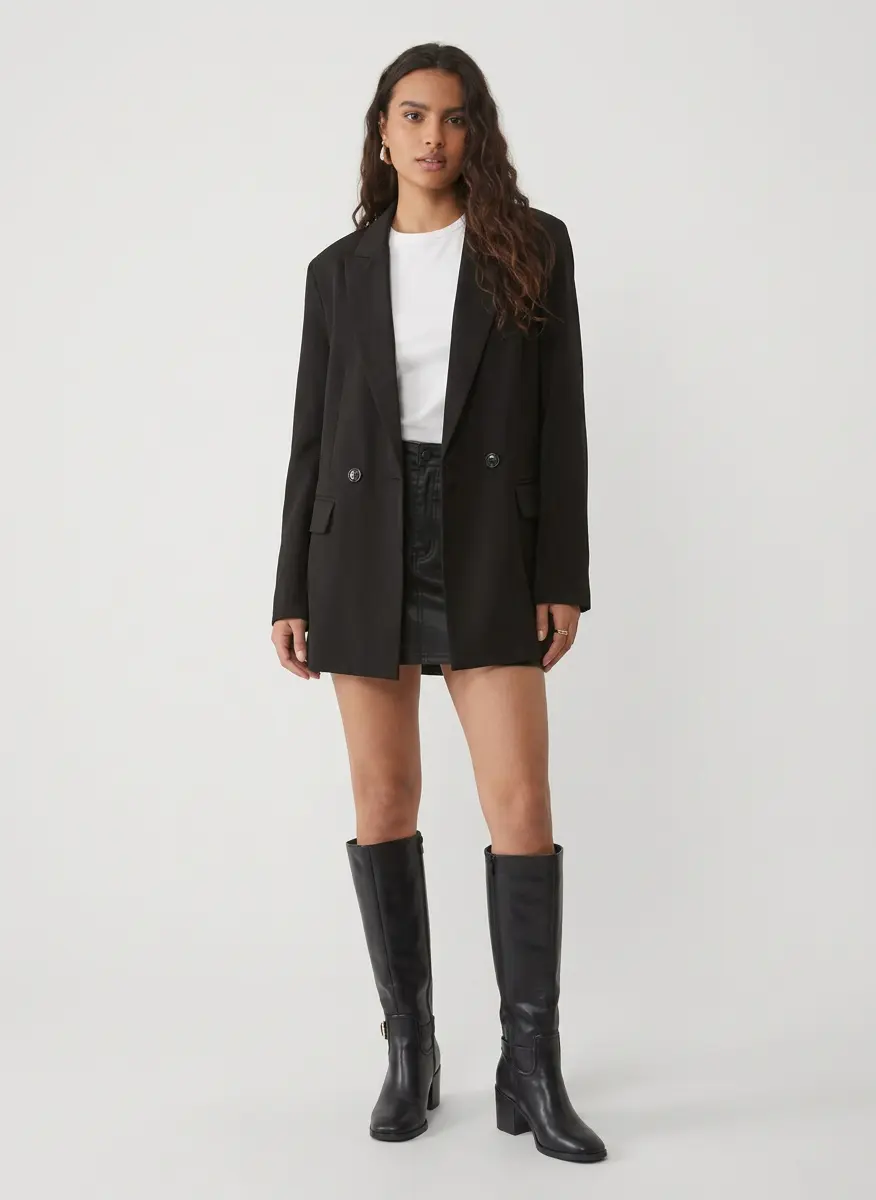 Edgy Urban Minimalist