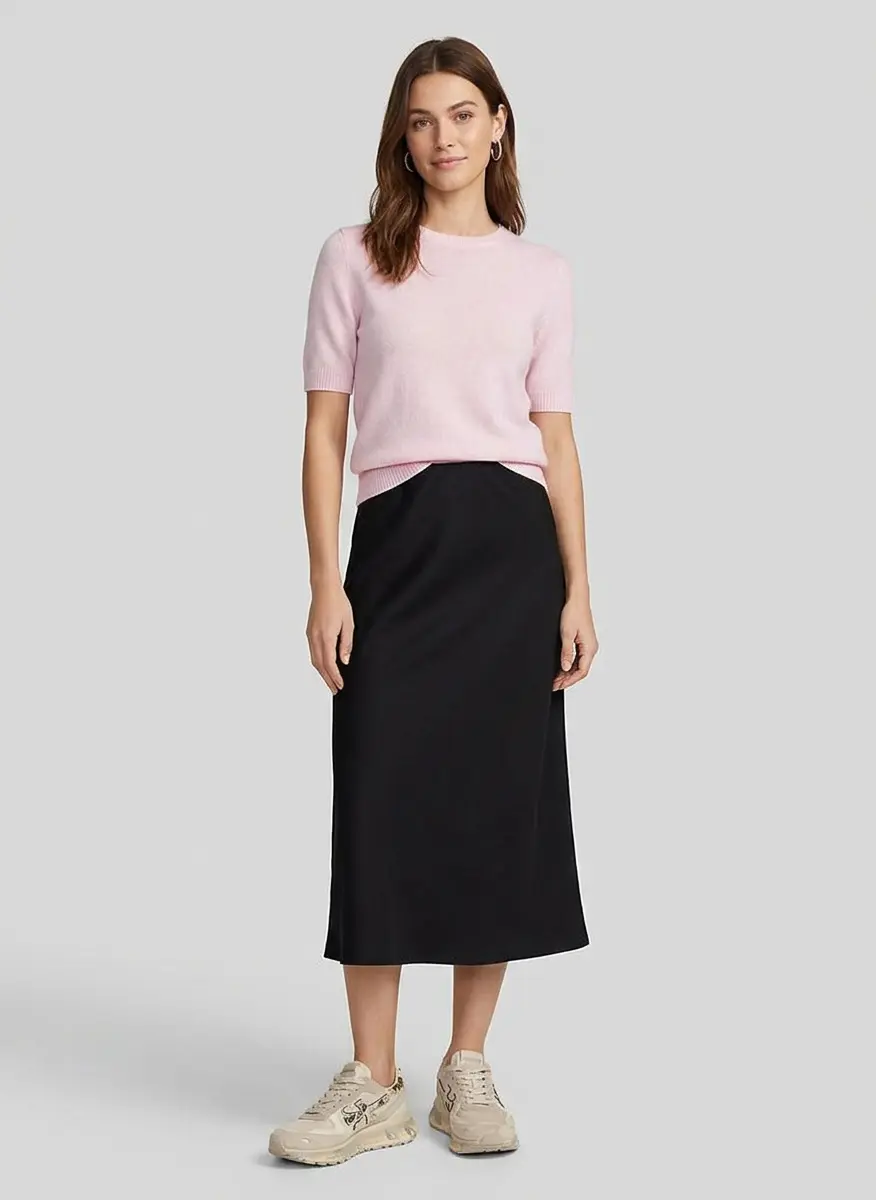 Modern Feminine Chic
