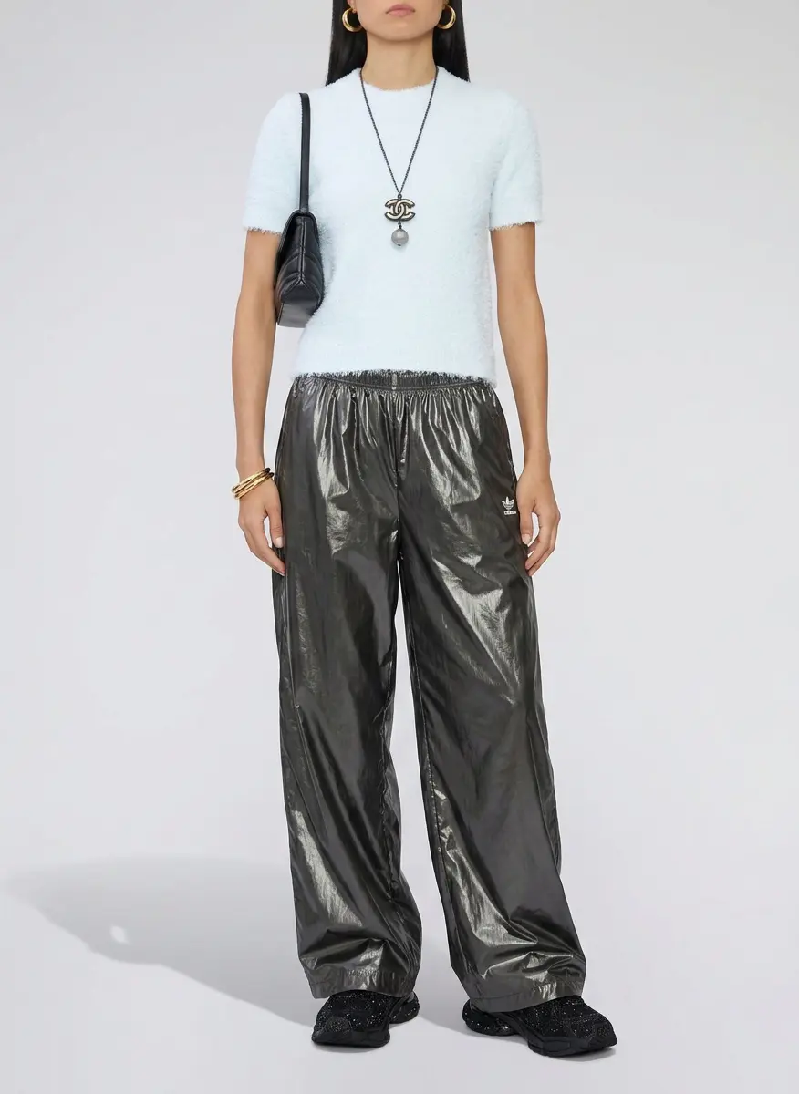 Sporty Luxe Lounge