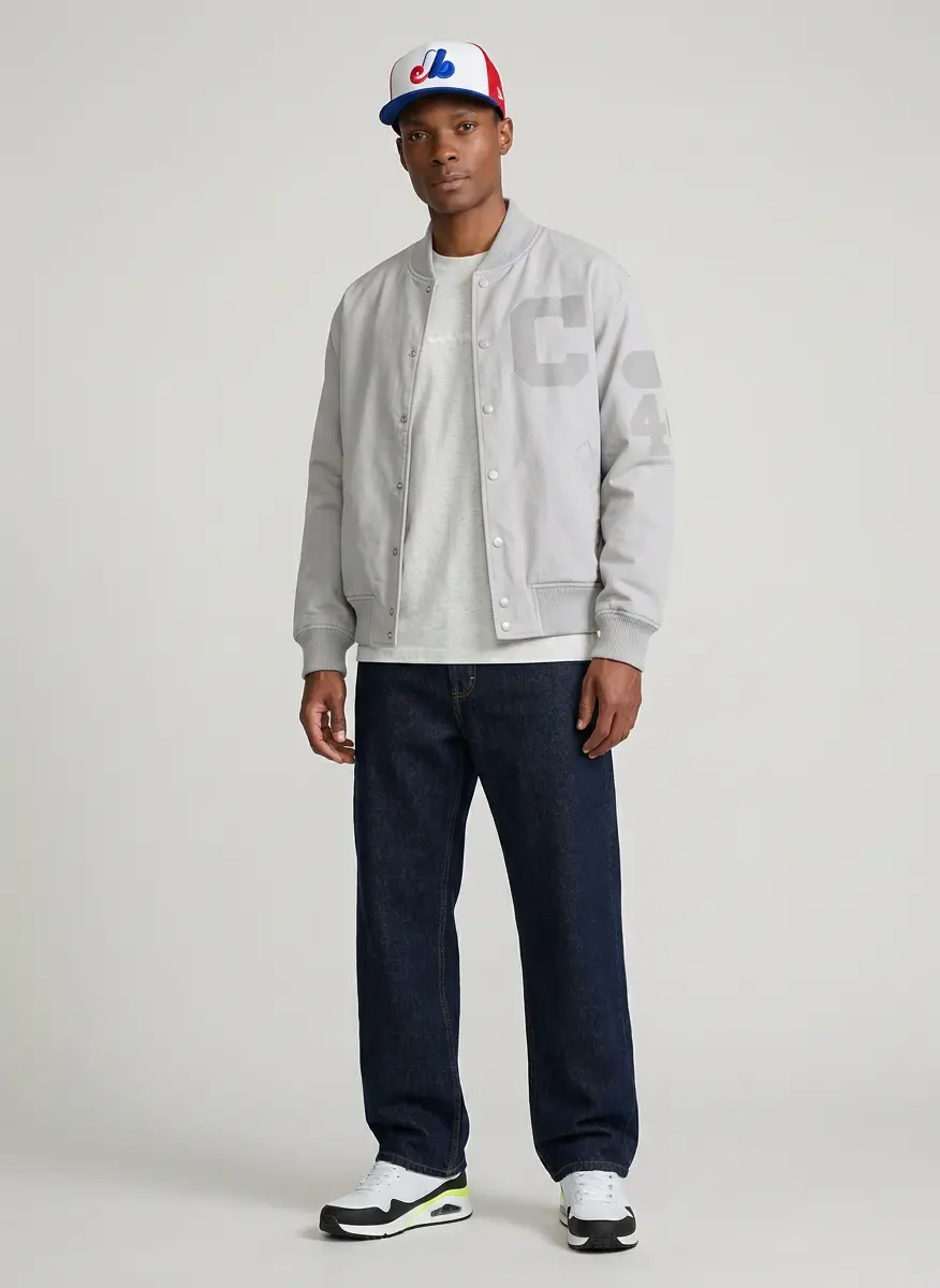 Minimalist Sporty Casual