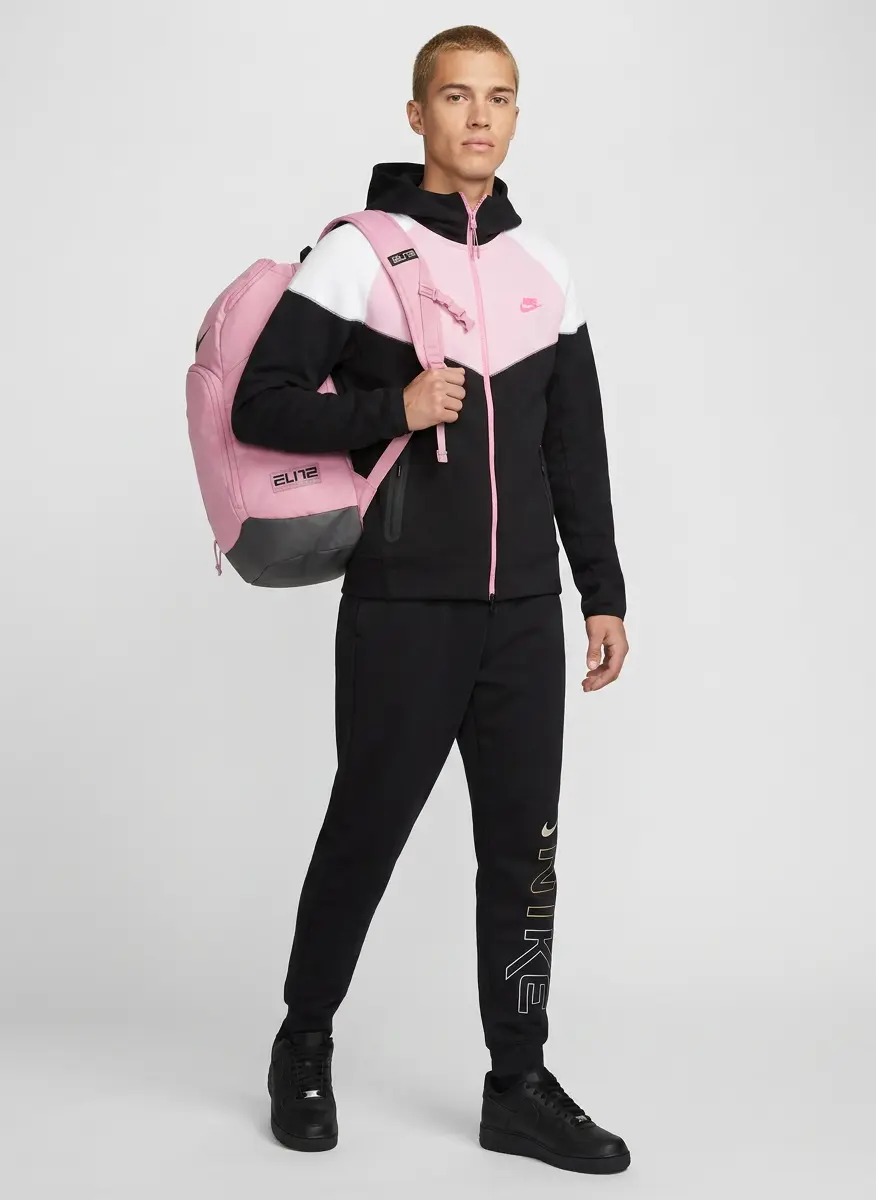 Urban Tech Streetwear