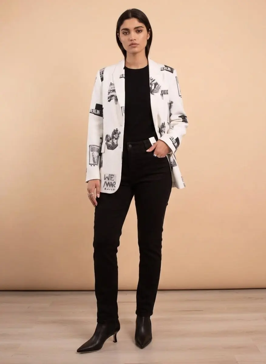 Modern Artsy Statement