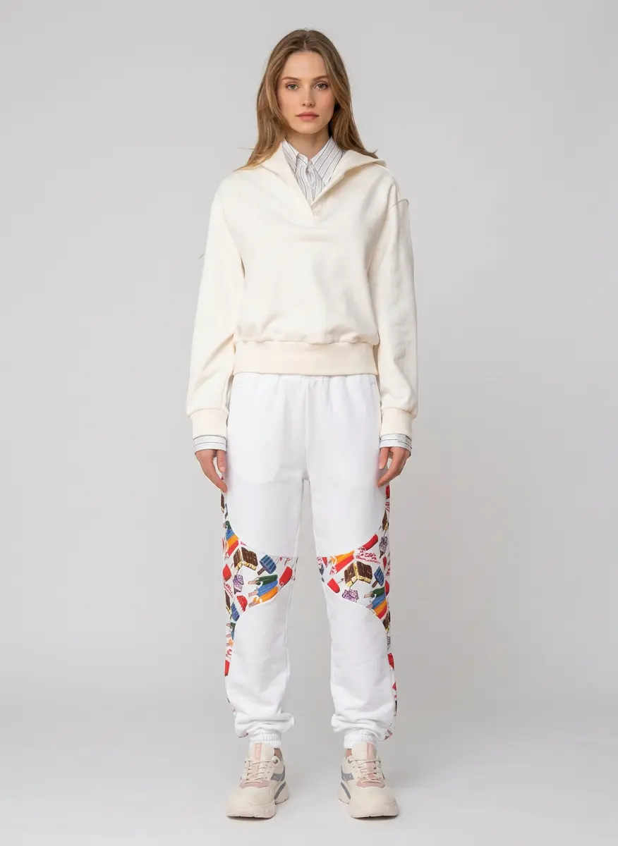 Sporty Lounge Chic