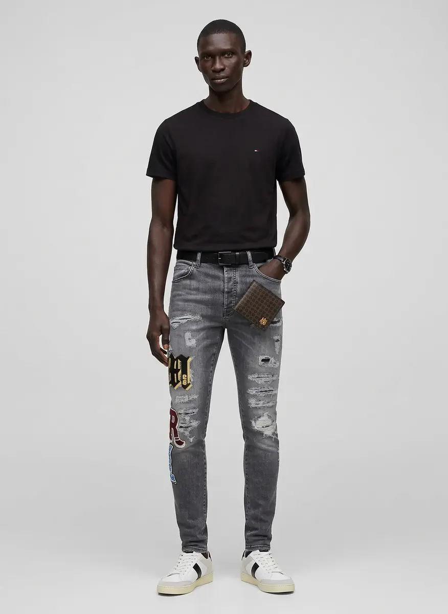 Modern Dark Minimalist