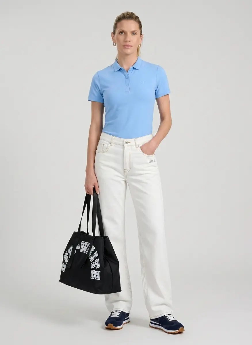 Modern Minimalist Marine