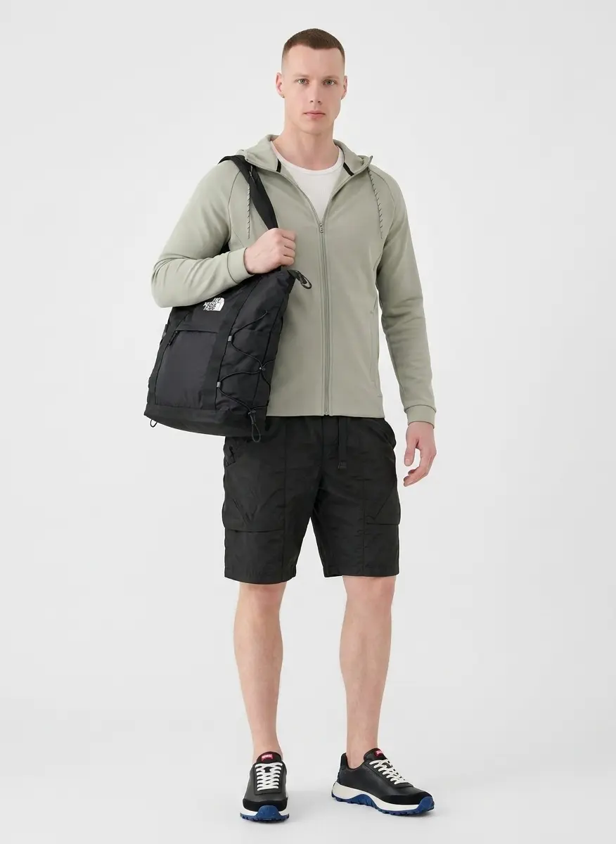 Athleisure Weekend Explorer