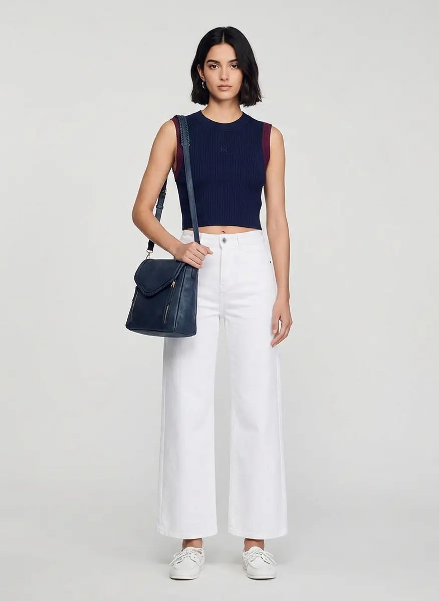 Coastal White & Navy Contrast