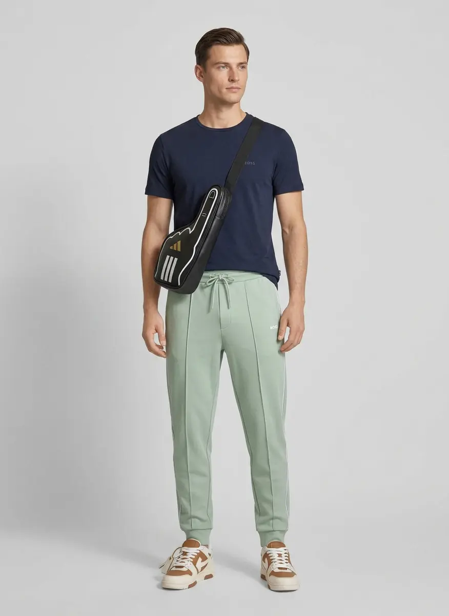 Navy Contrast Sophistication