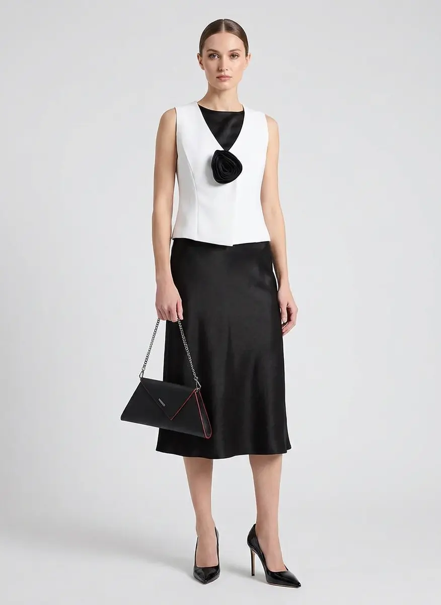 Modern Gala Monochrome