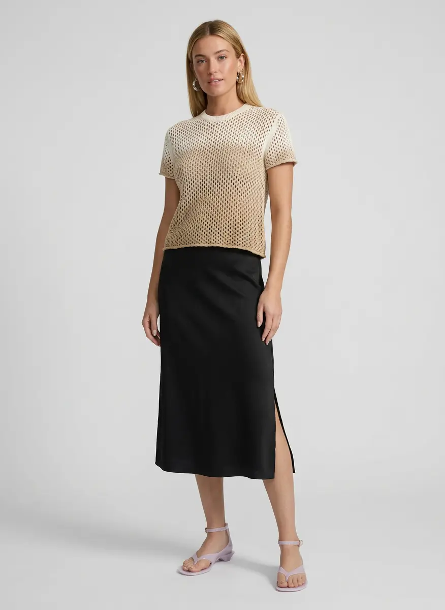 Soft Feminine Minimalism