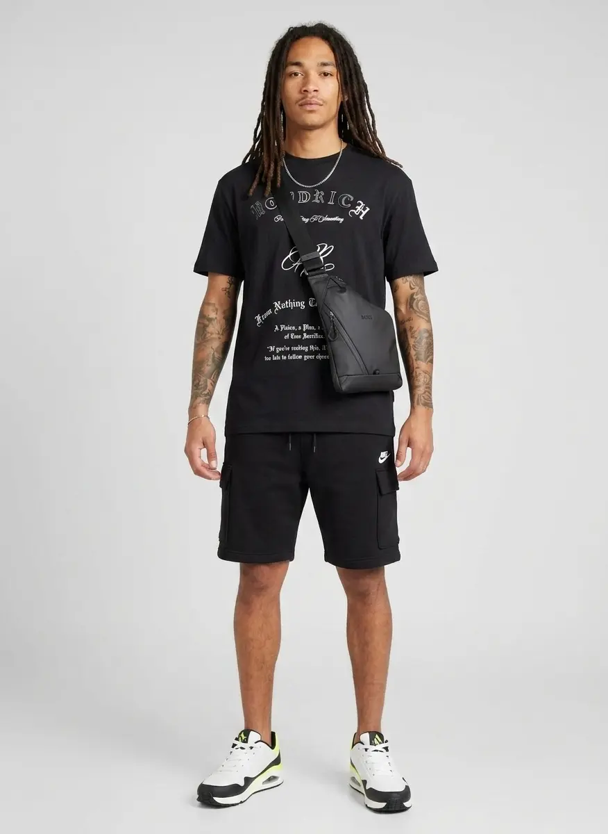 Modern Utility Relaxed