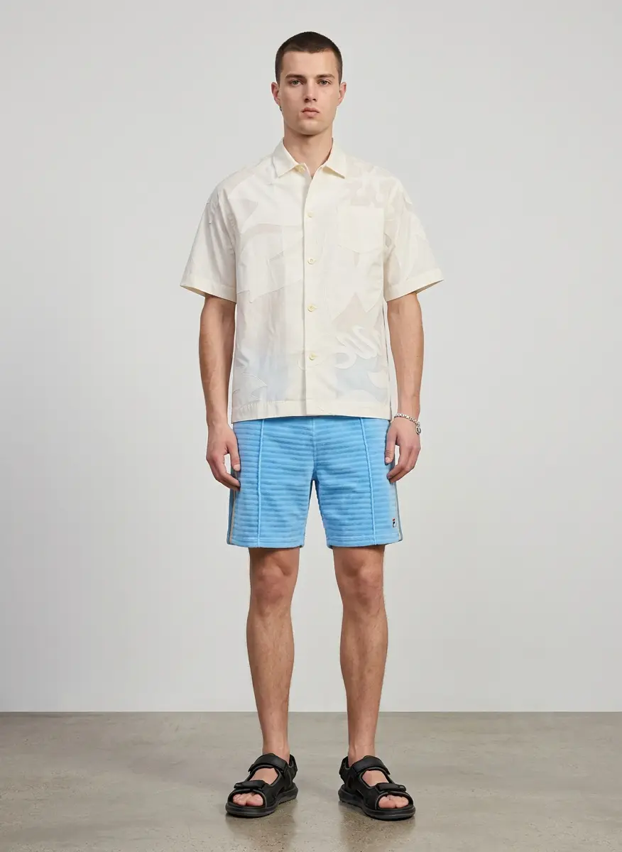 Luxe Resort Minimalist