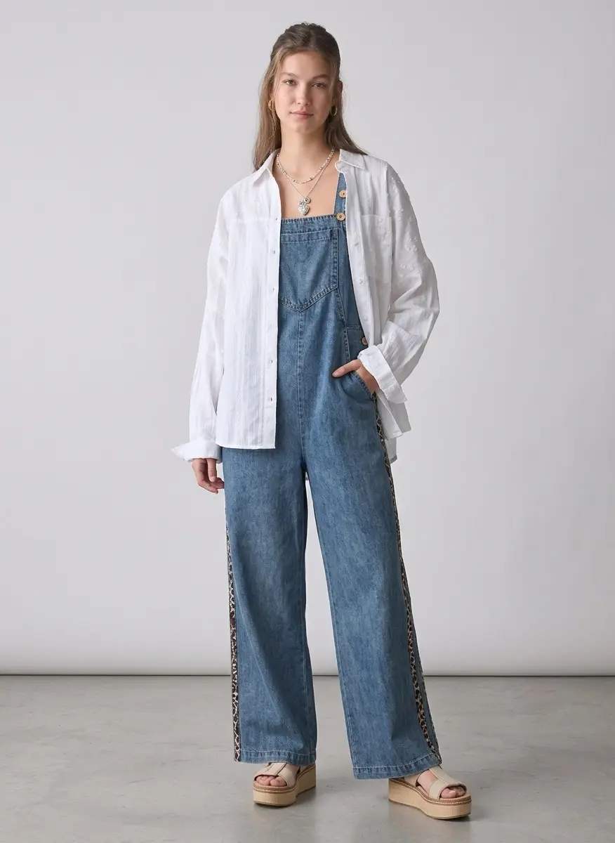 Relaxed Boho Explorer