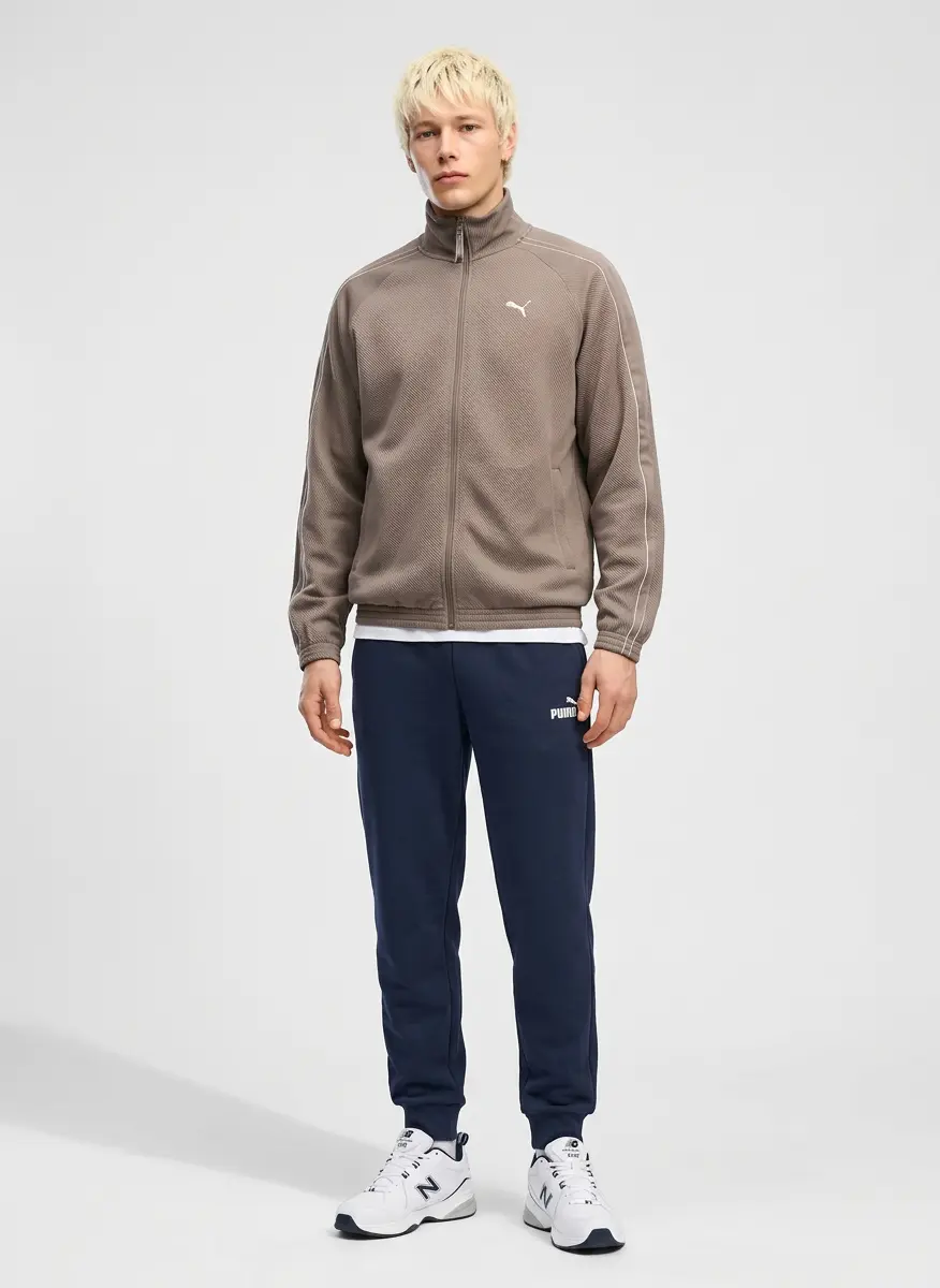 Urban Athleisure Layer