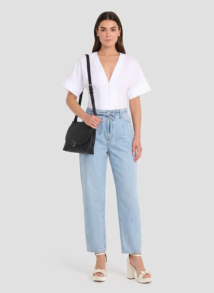 Minimalist Chic Professional