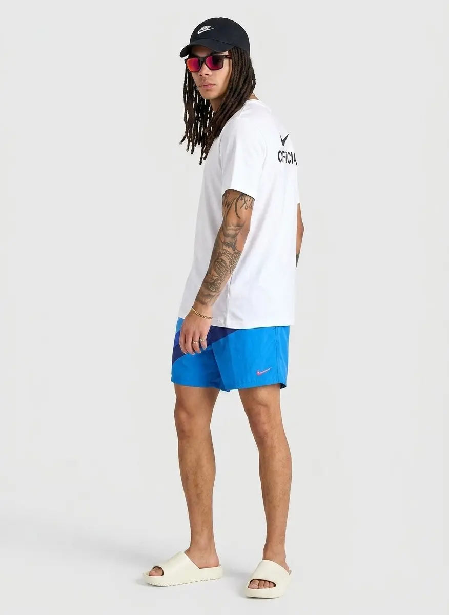 Clean White & Royal Classic