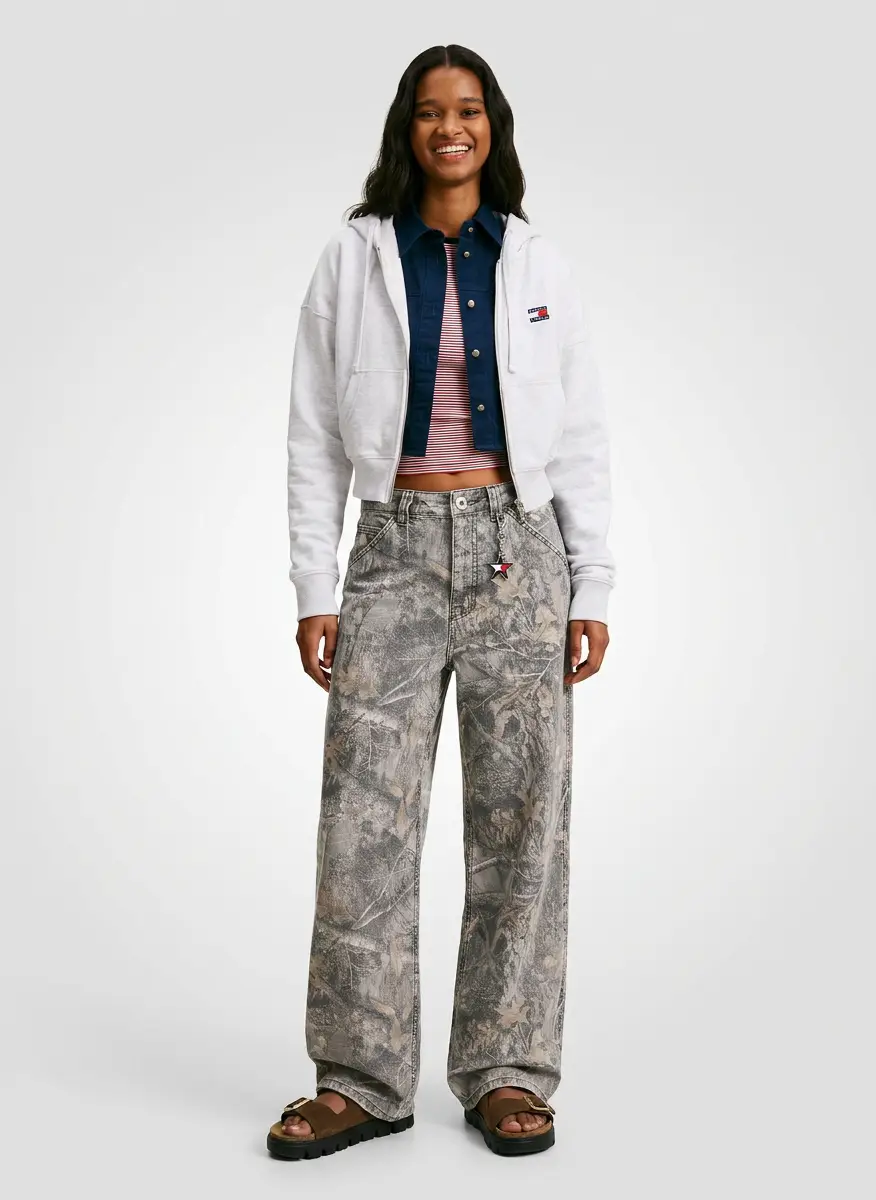 Tommy Hilfiger Tommy Jeans Women's Medium Weight Cropped Zip Up Hoodie With Embroidered Flag Logo 6