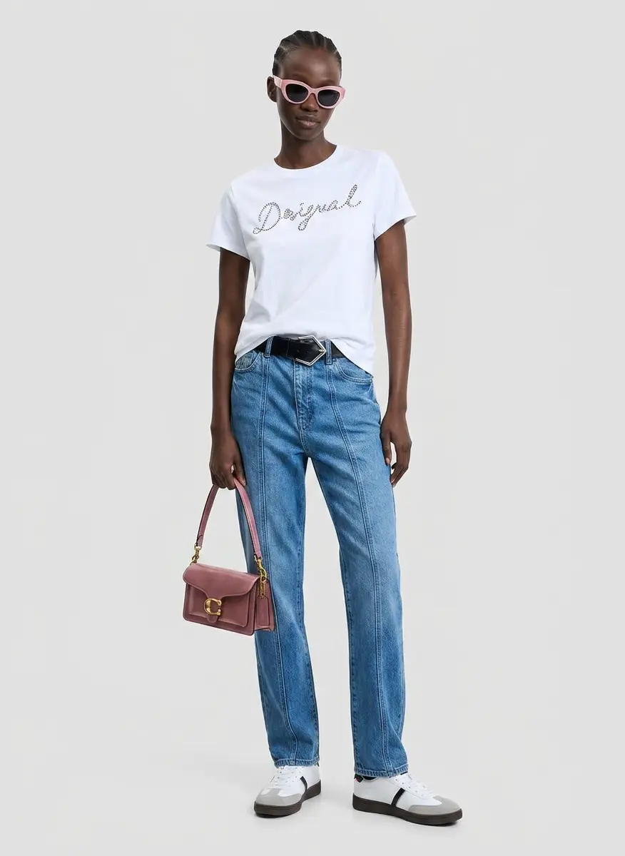 Feminine Weekend Casual
