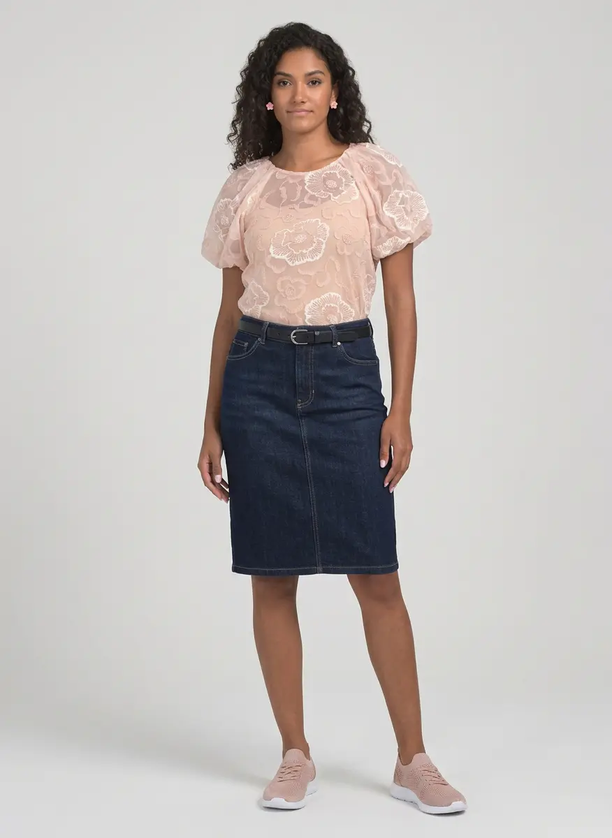 Casual Feminine Chic