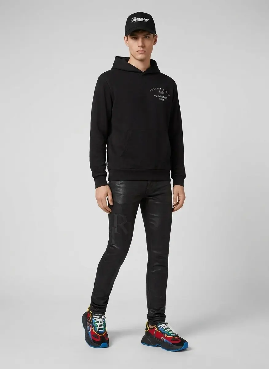 Elite Streetwear Aesthetic