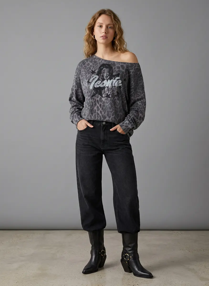 Grungy Leopard Lounge