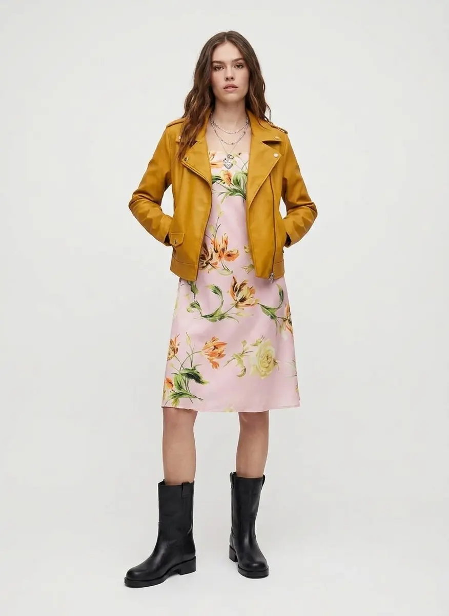 Modern Grunge Floral
