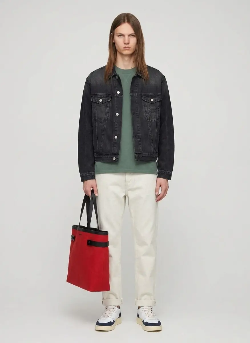 Elevated Streetwear Minimalist