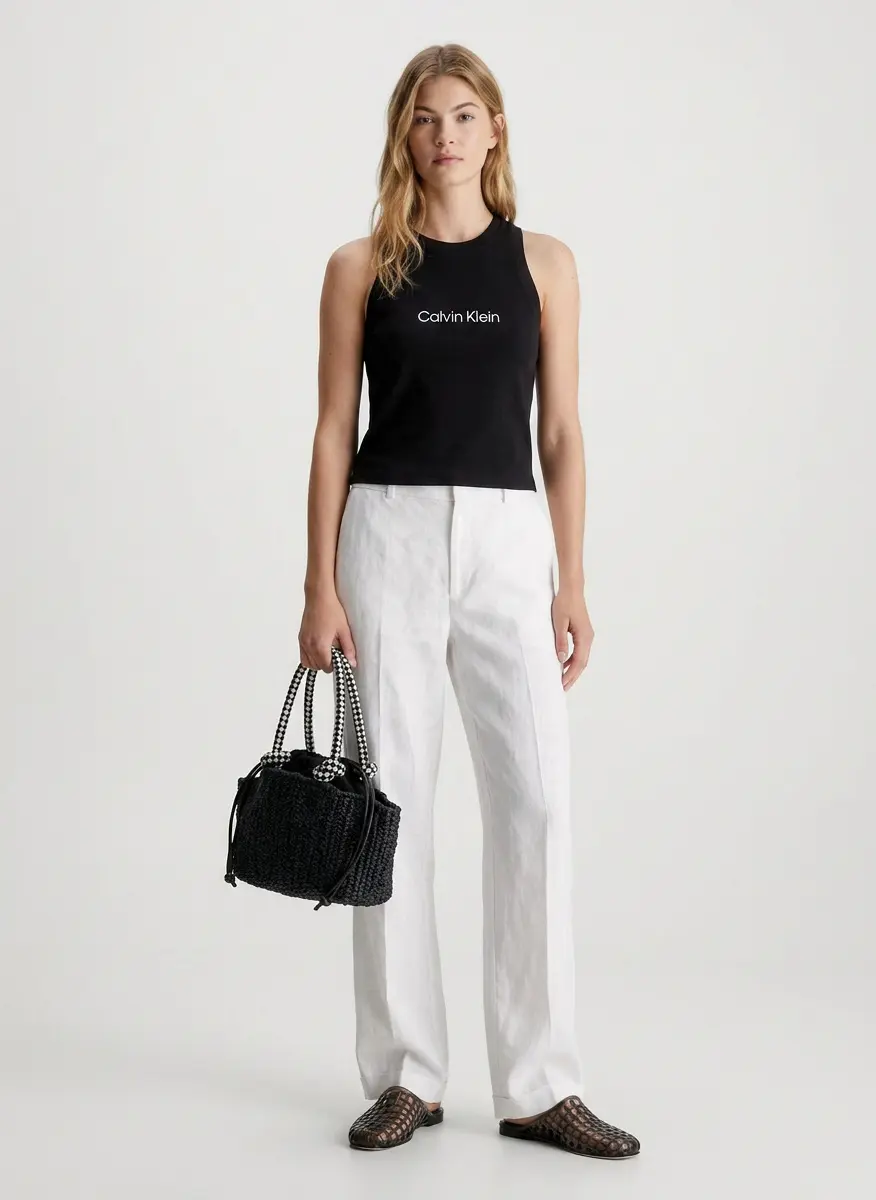 Linen Minimalist Chic