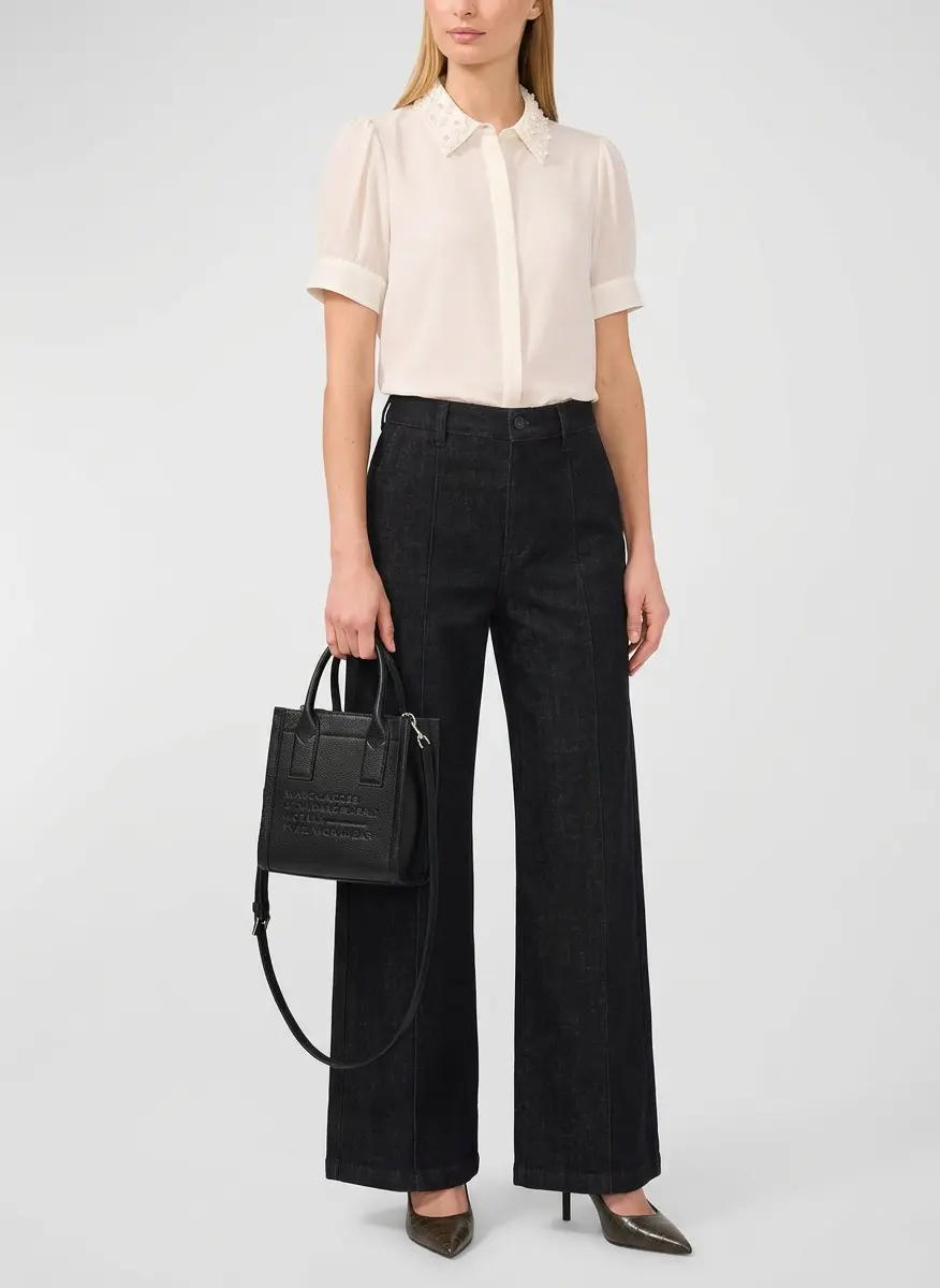 Contemporary Office Professional