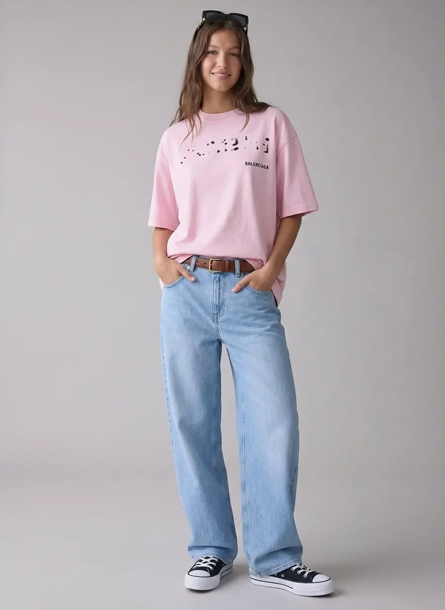 Skater Chic Contrast