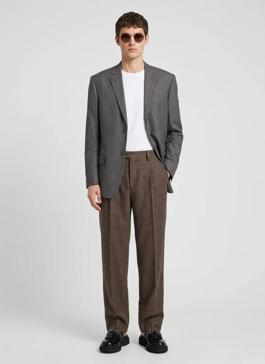 Modern Avant-Garde Professional