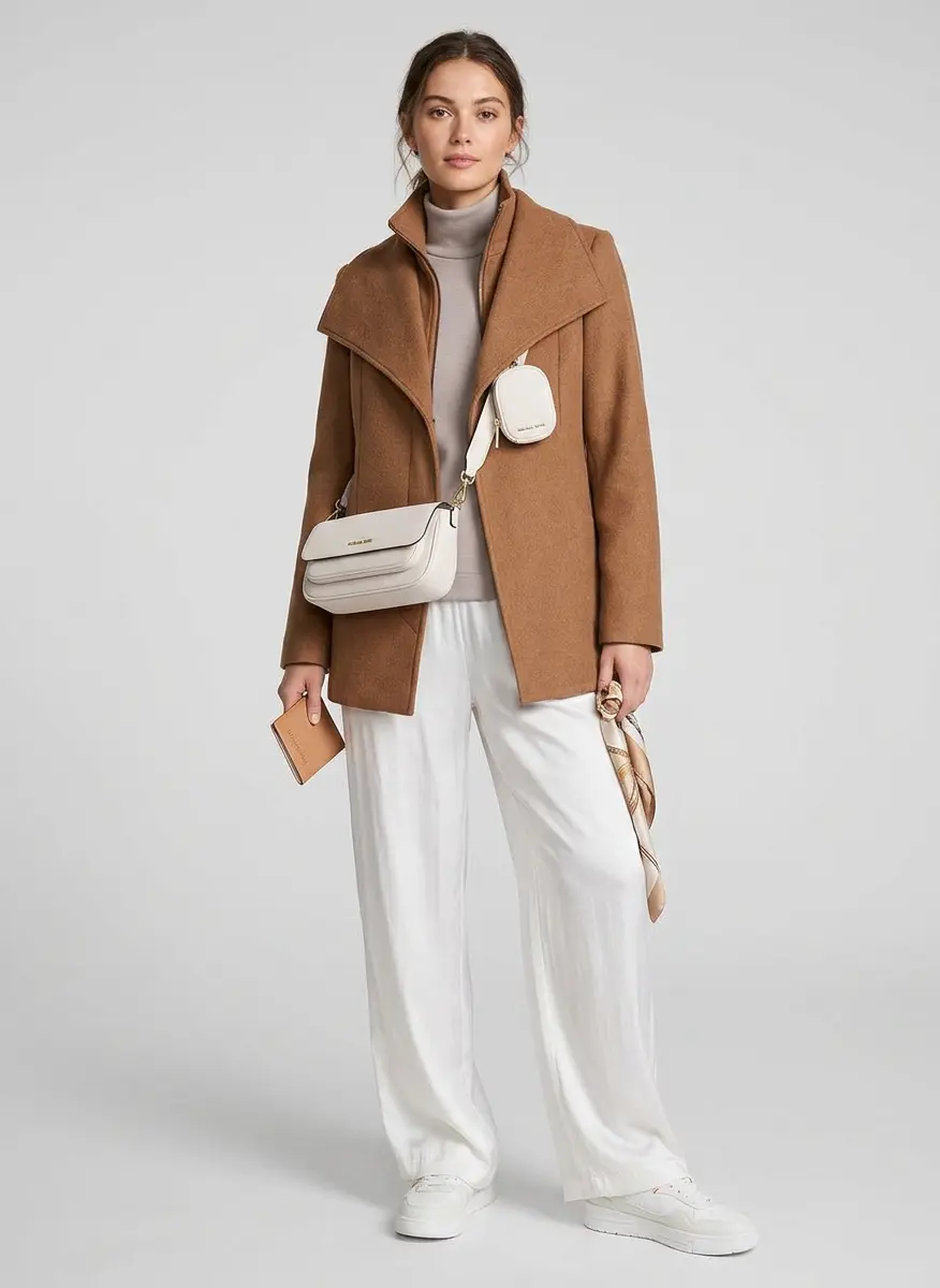 Modern Minimalist Traveler