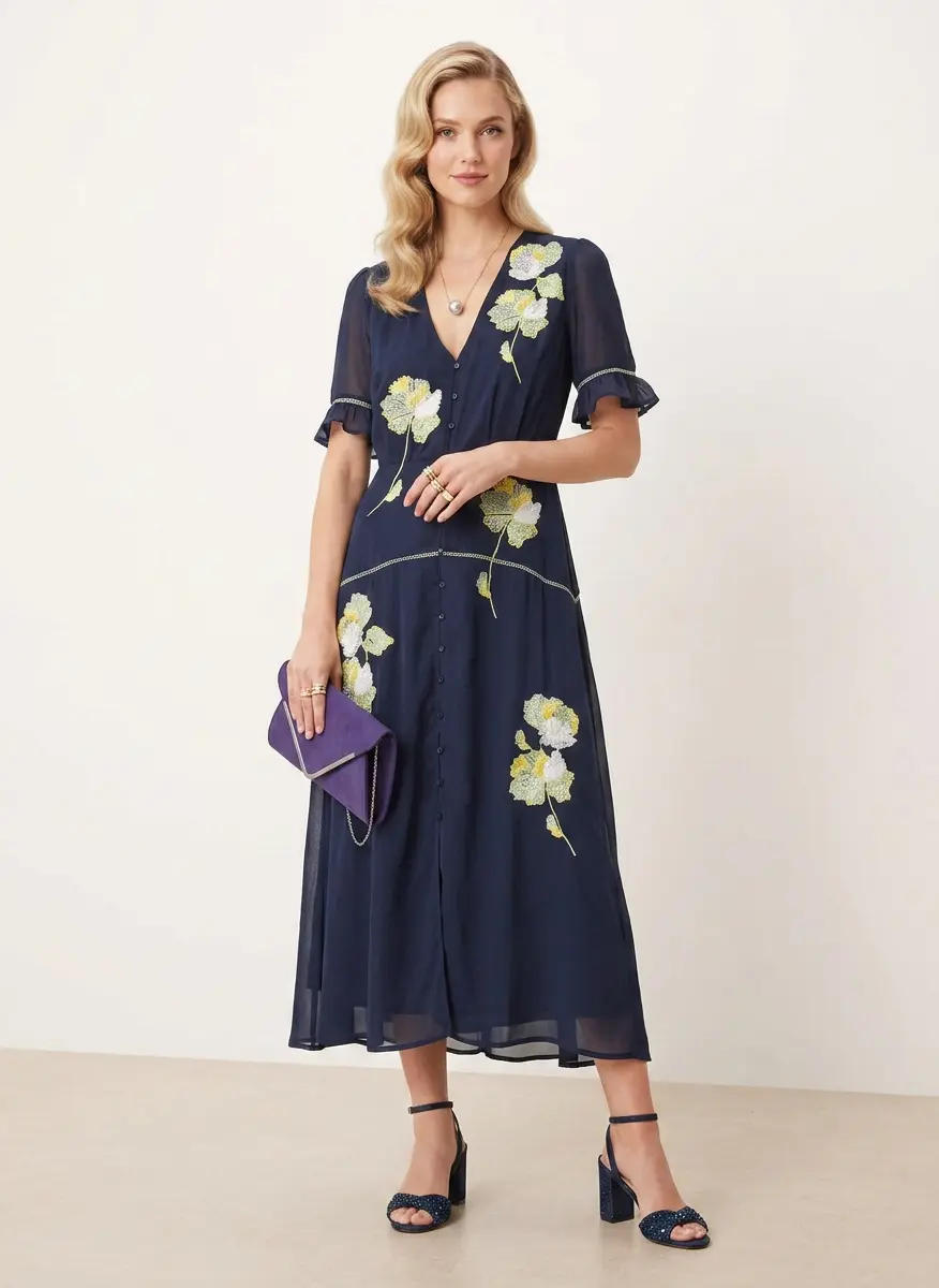 Sophisticated Monotone Elegance