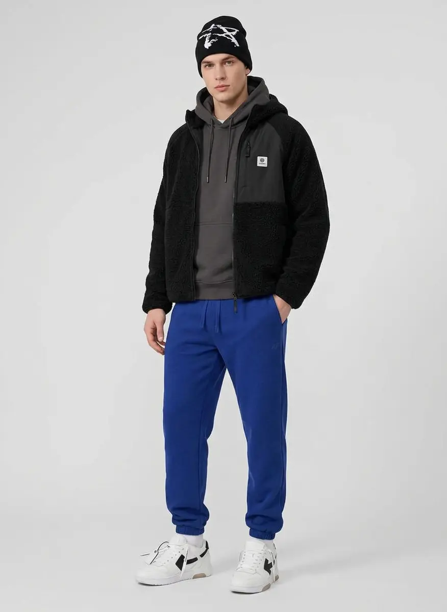 Relaxed Athleisure