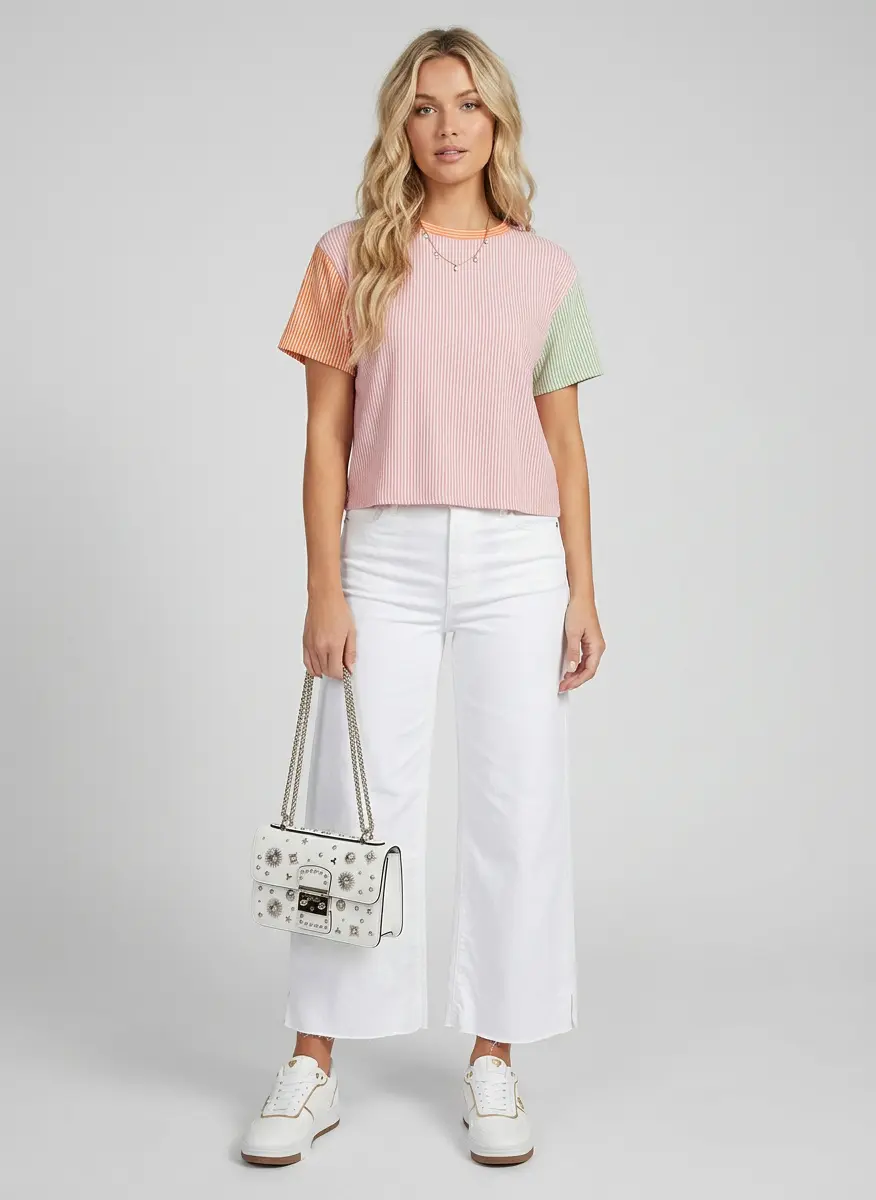 Coastal Chic Minimalist