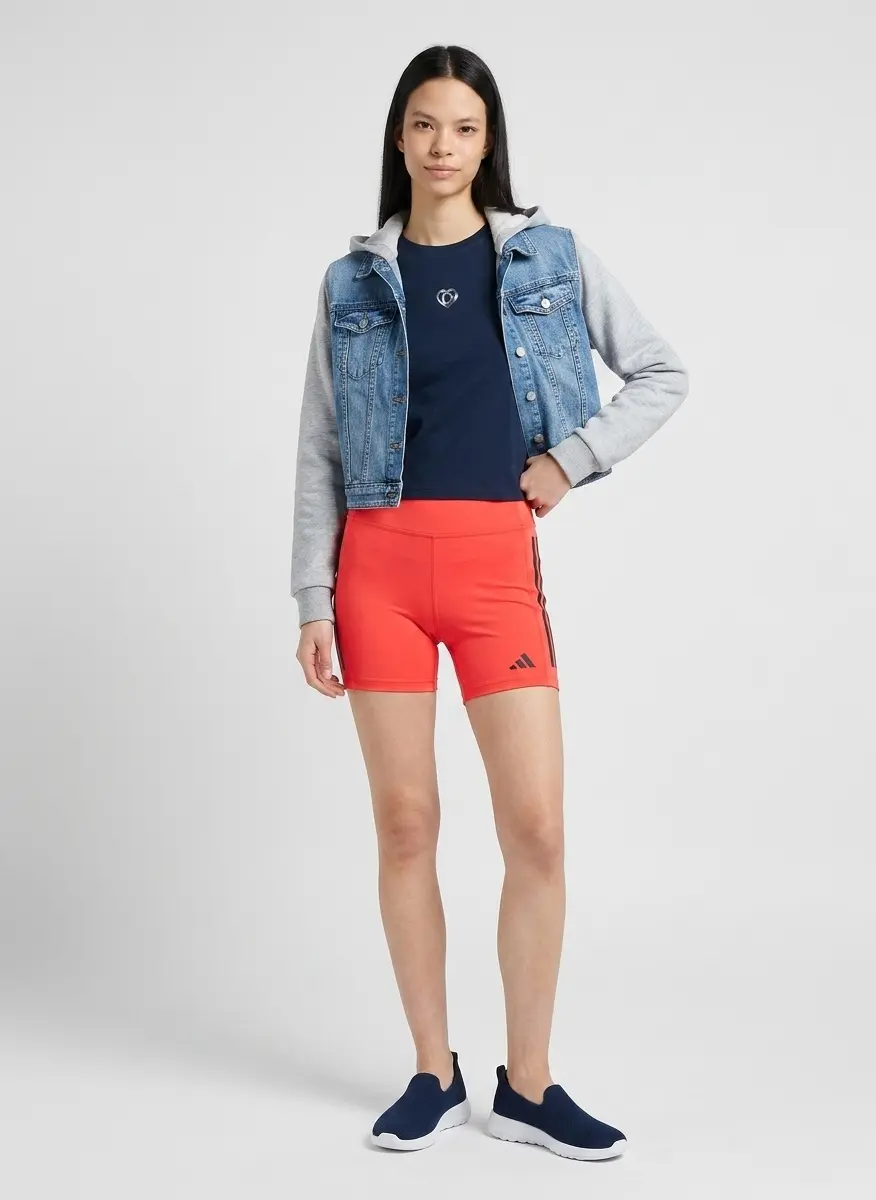 Sporty Street Style