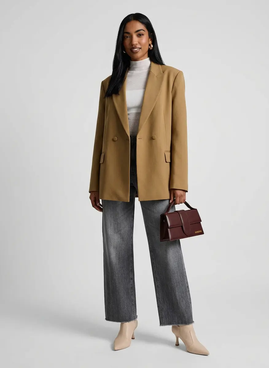 Modern Minimalist Contrast